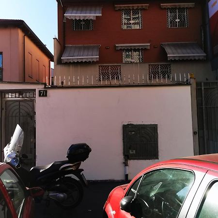 New Luxury Apartment, Milan City Center Екстериор снимка
